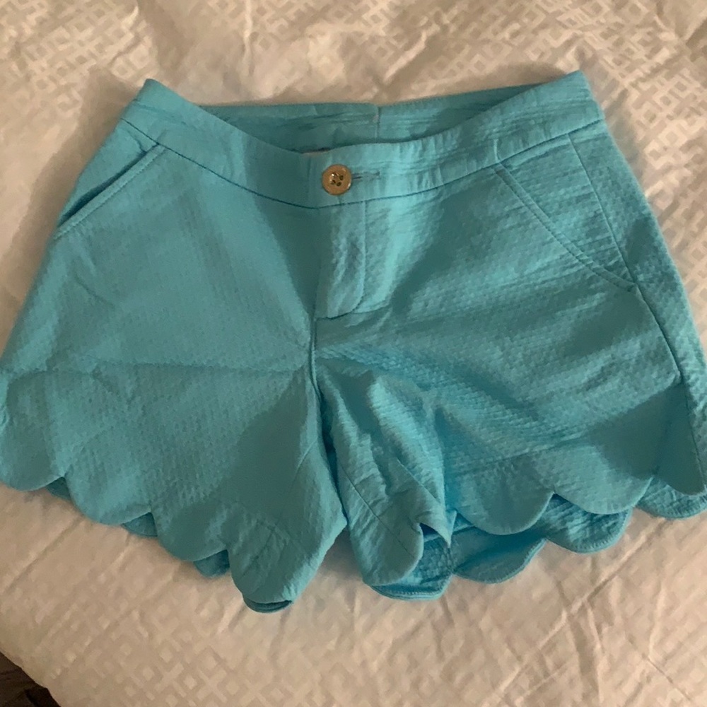 Lilly Pulitzer Blue Scalloped Shorts